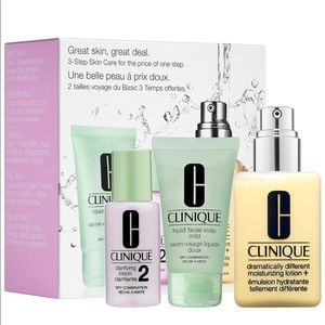 COPY - 💖 SALES 🔻💖 GIFT SET 💖 Clinique 3-Step Dry Skin Care Kit for Skin Type 2
